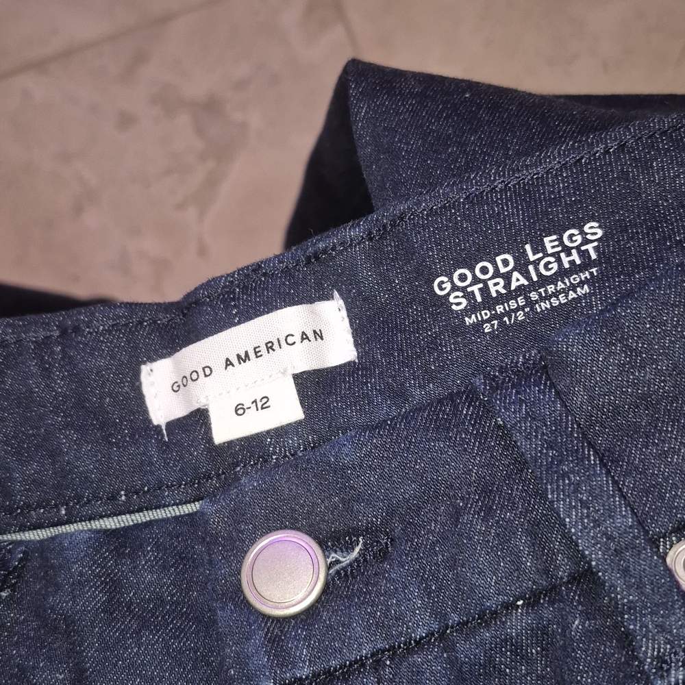 Good American Women's Dark Blue Straight Leg Jeans